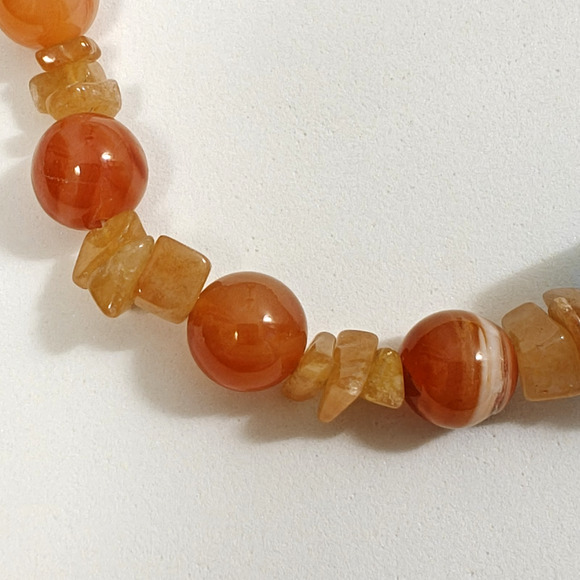 Vintage Lot of Two Beaded Necklaces Green Orange Coral Stones 17" - 18" Long - Picture 5 of 12